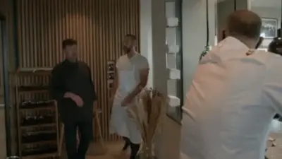 Bo Bech: Bo kigger