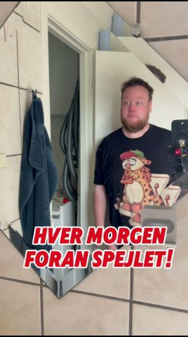 Mit nye iSpejl er pænt sejt 🤪 #girafpingvin #dansk